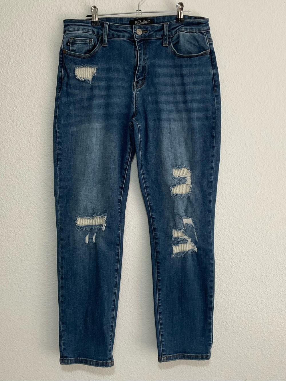 Judy Blue Boyfriend Fit Thermal Patch Distressed Jeans Size 11/30